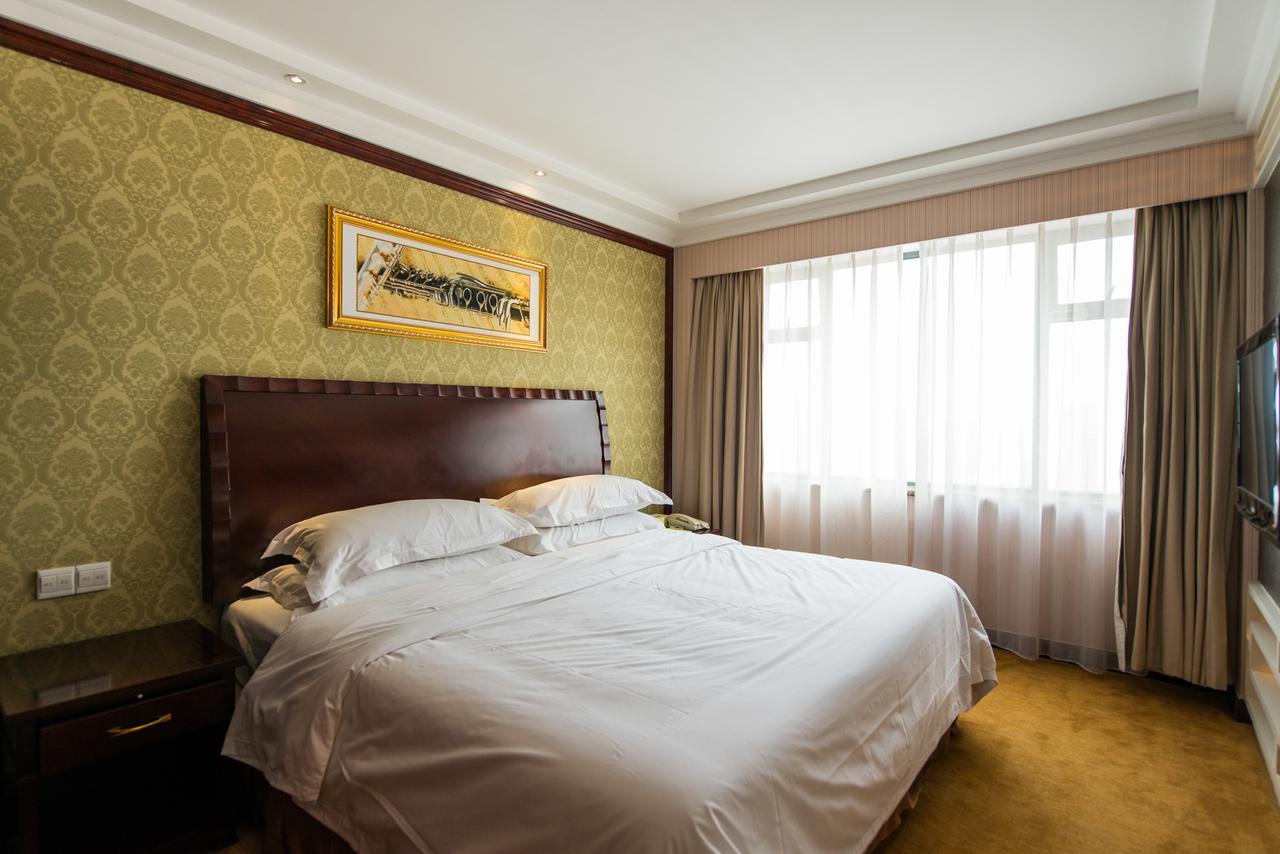 Vienna International Hotel Shanghai Train Station Kültér fotó
