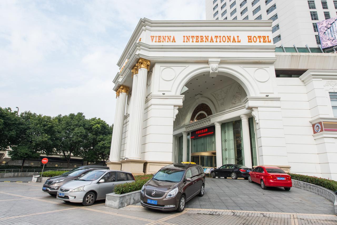 Vienna International Hotel Shanghai Train Station Kültér fotó