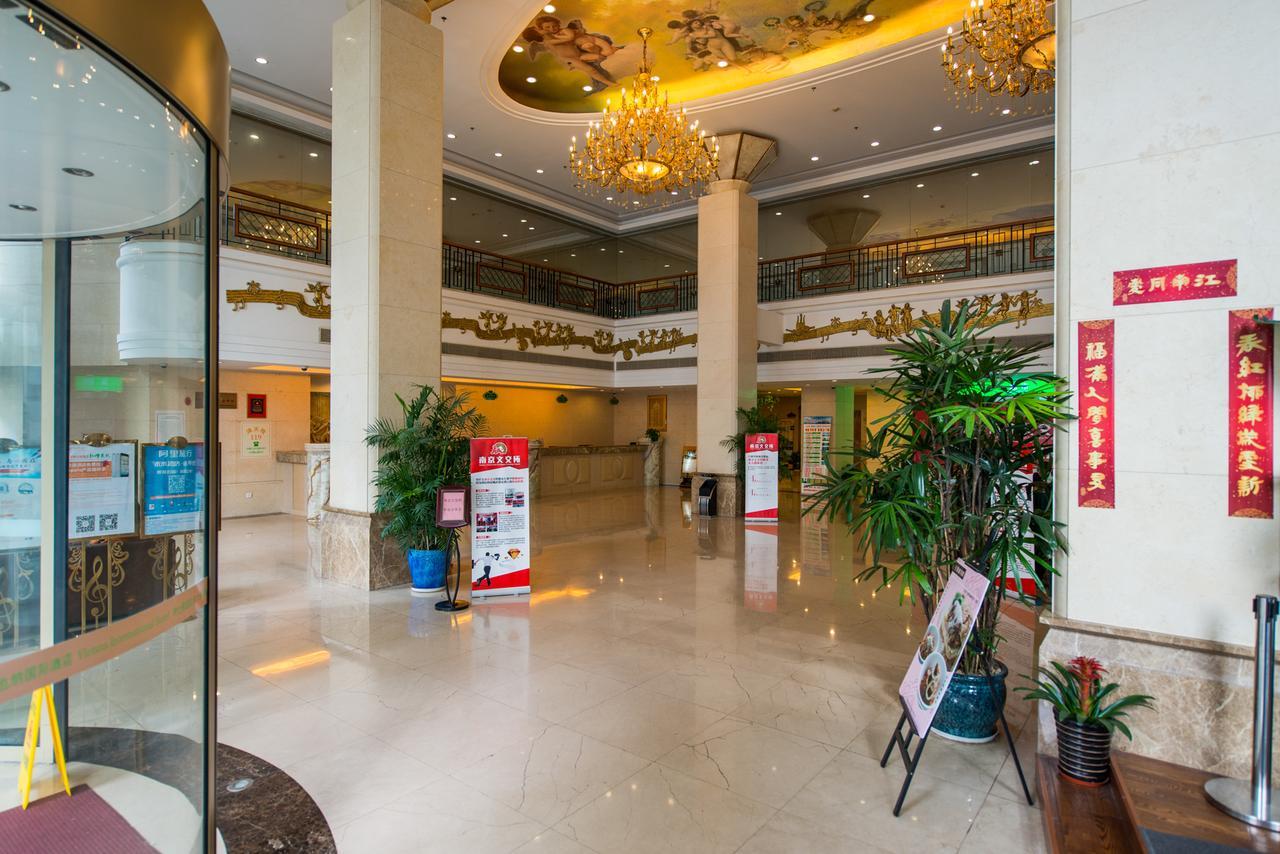 Vienna International Hotel Shanghai Train Station Kültér fotó