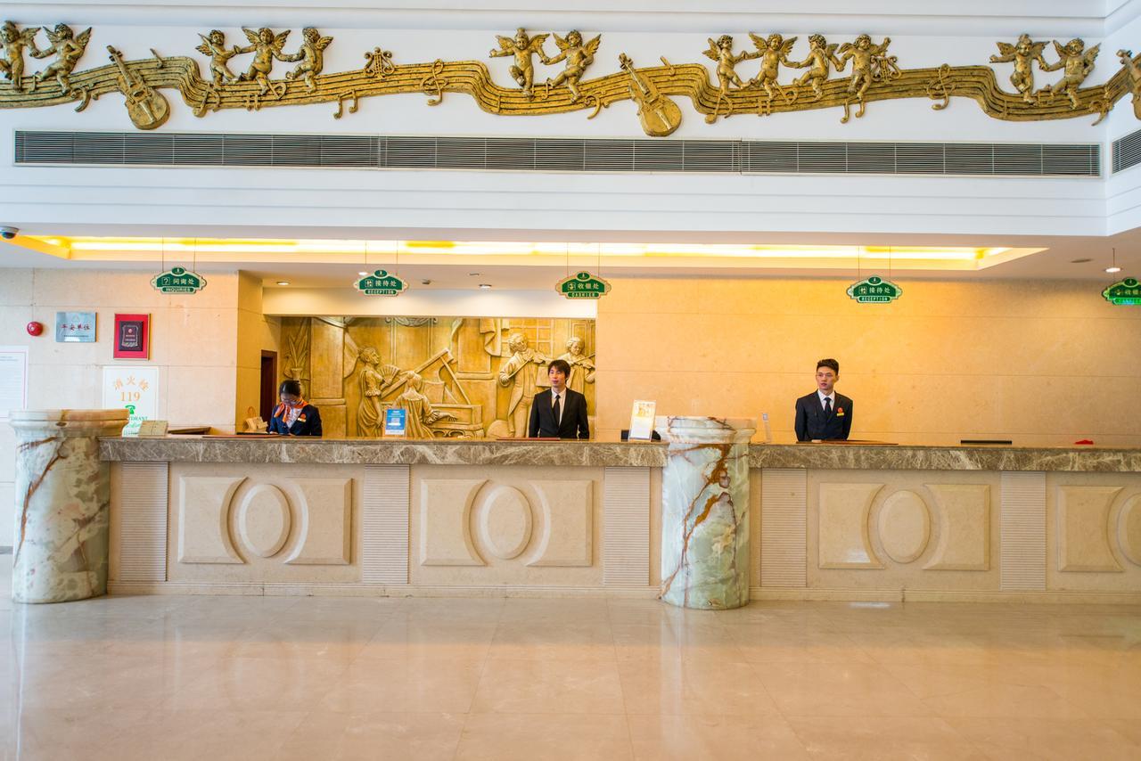 Vienna International Hotel Shanghai Train Station Kültér fotó